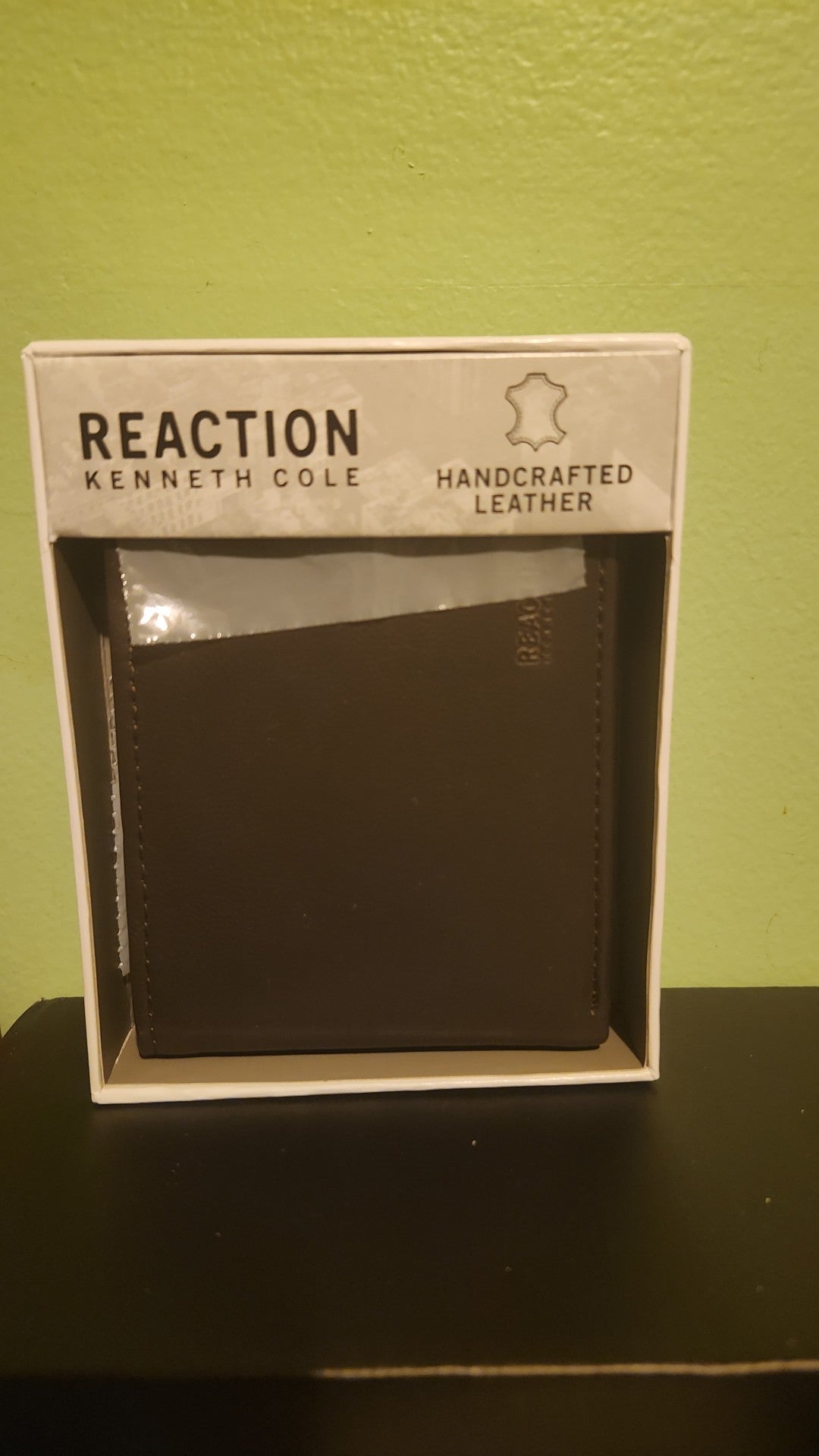 Kenneth Cole Reaction Leather Wallet